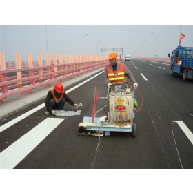 喀什地区道路交通标线工程